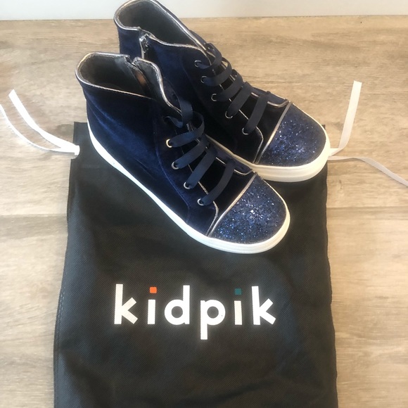 Other - NWOT Kidpik Blue Suede Sparkle Sneakers